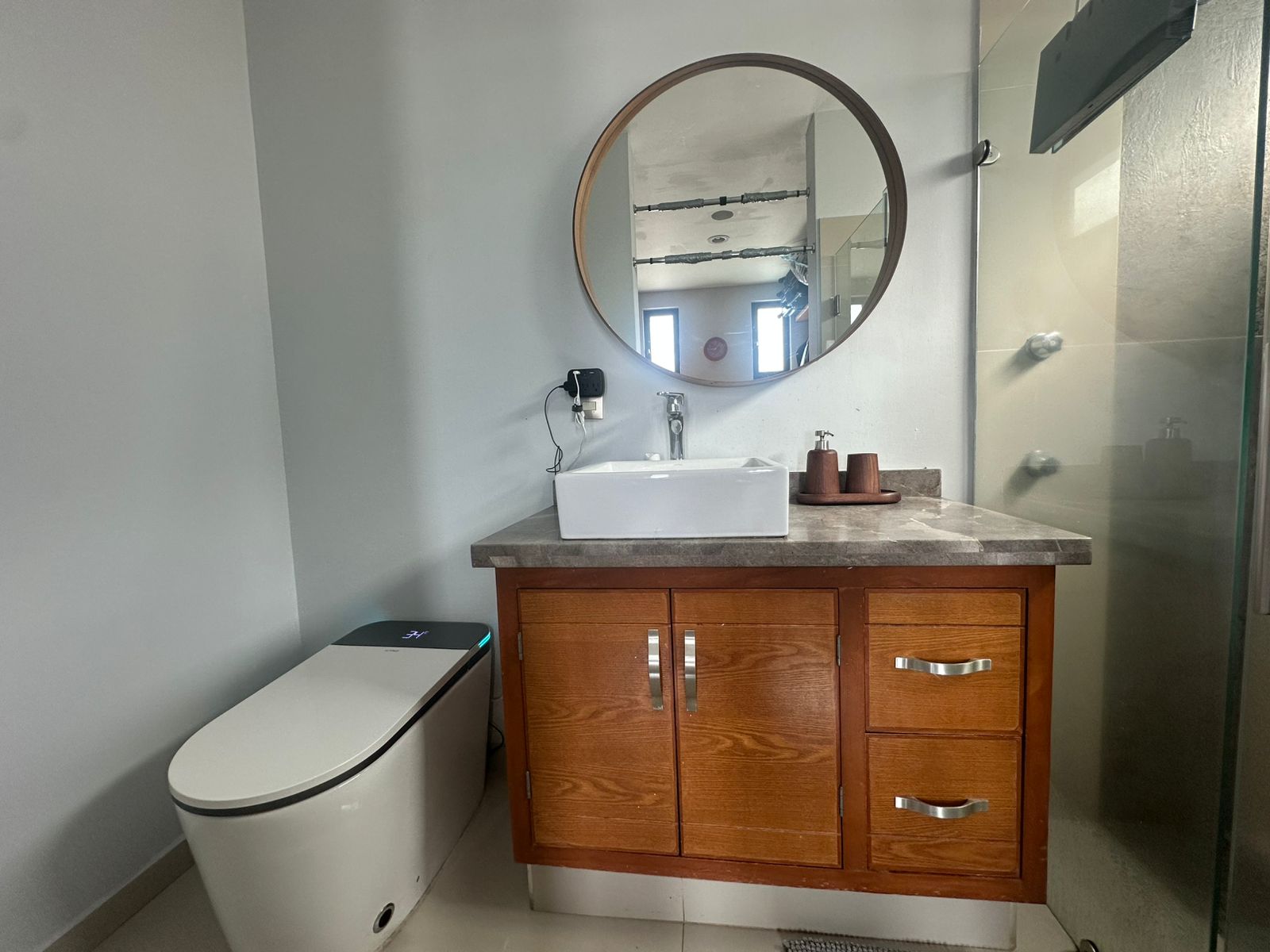 Baño completo — tercero